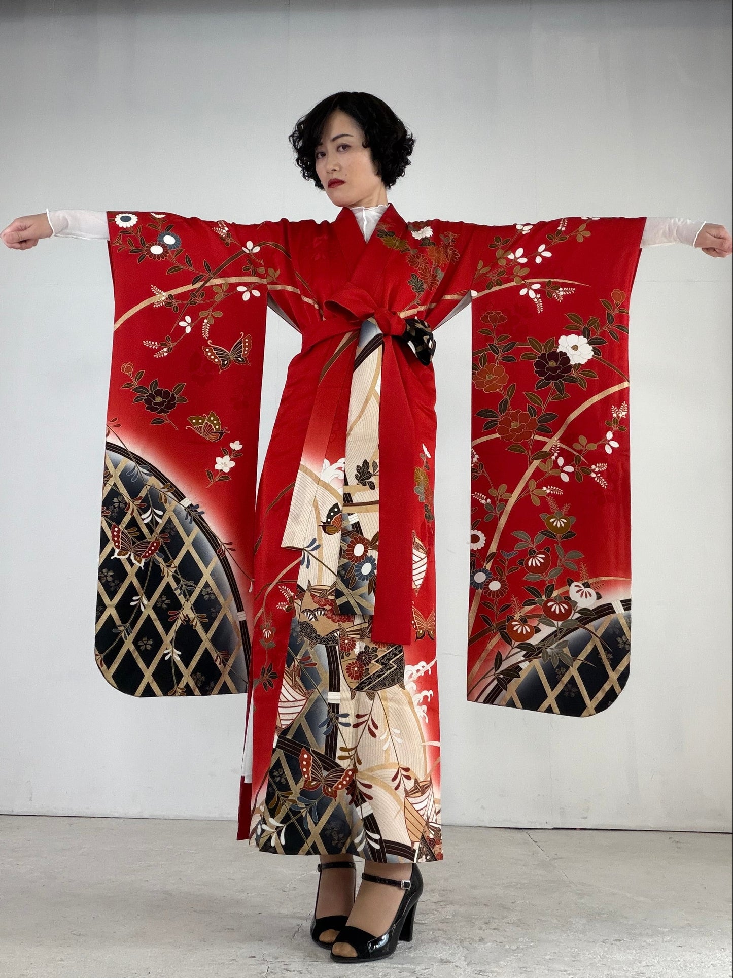 Furisode Kimono Dress Gown with String Belt – Upcycled from Vintage Japanese Kimono "red, black, gold DRE023"