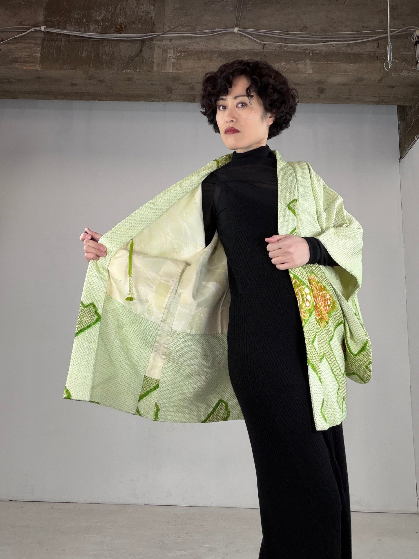 VINTAGE SHIBORI HAORI "green-butterfly, SIB195" *damage