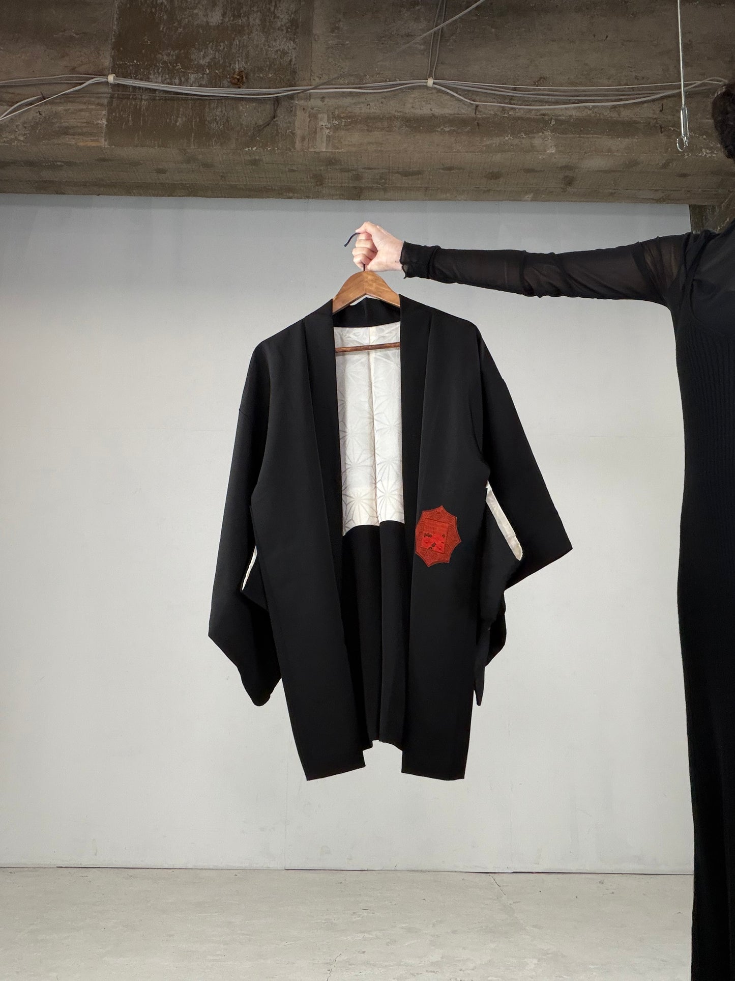 VINTAGE BLACK HAORI  "red, BLK141"