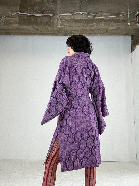 Kimono dress gown and string belt upcycled from Japanese kimono "shibori, murasaki" Big Ribbon