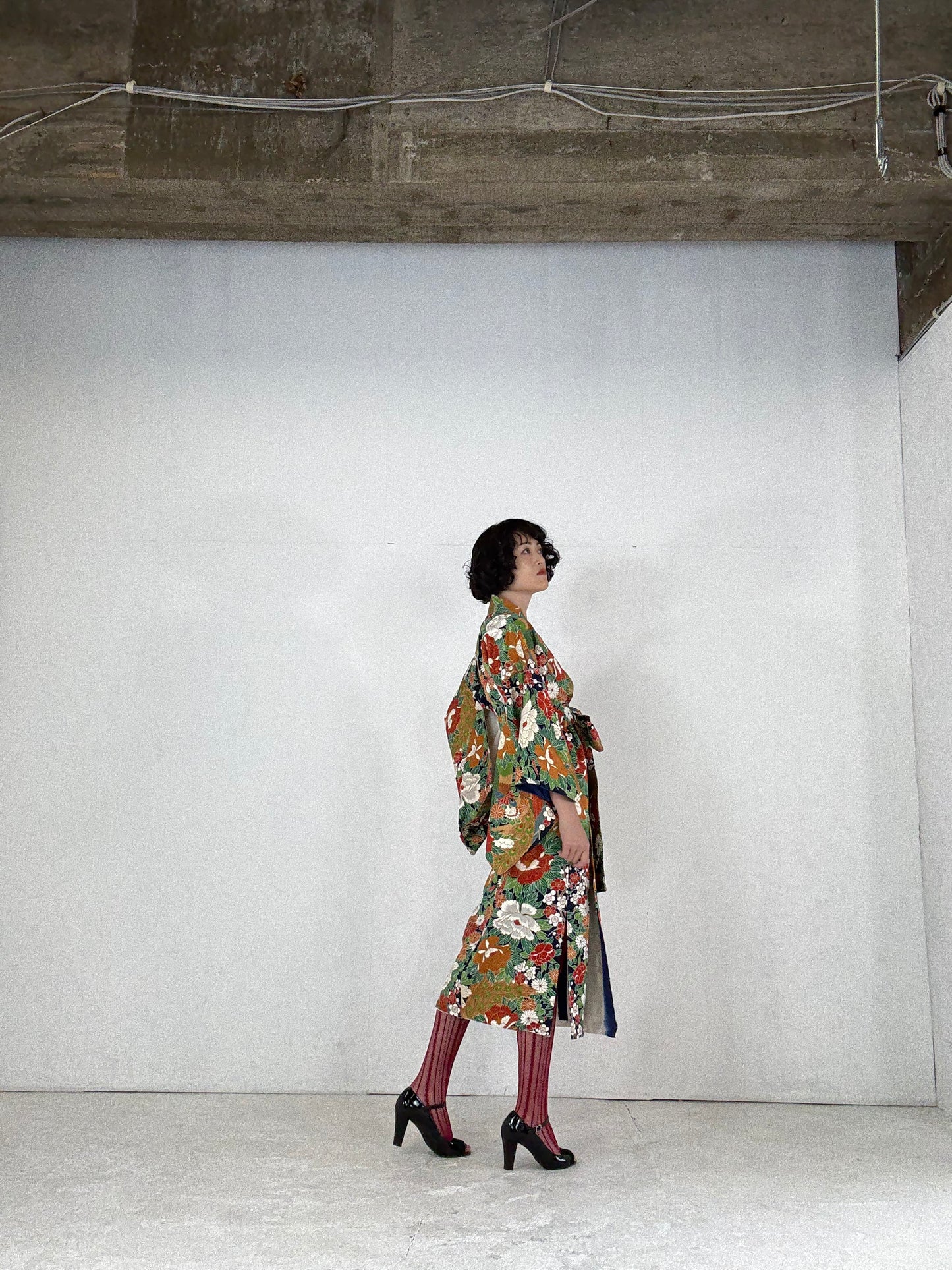 Kimono dress gown and string belt upcycled from Japanese kimono "hanadukushi" Big Ribbon