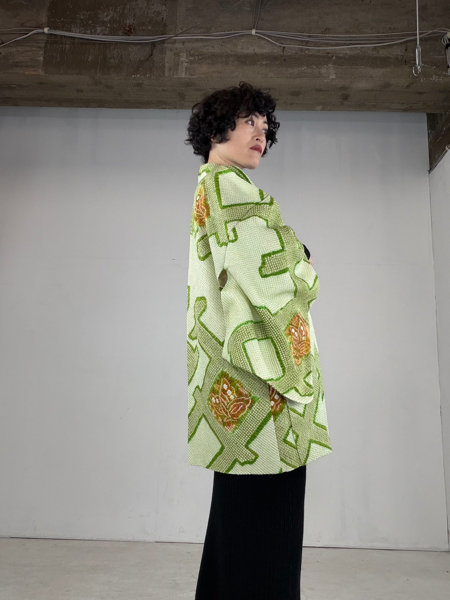VINTAGE SHIBORI HAORI "green-butterfly, SIB195" *damage