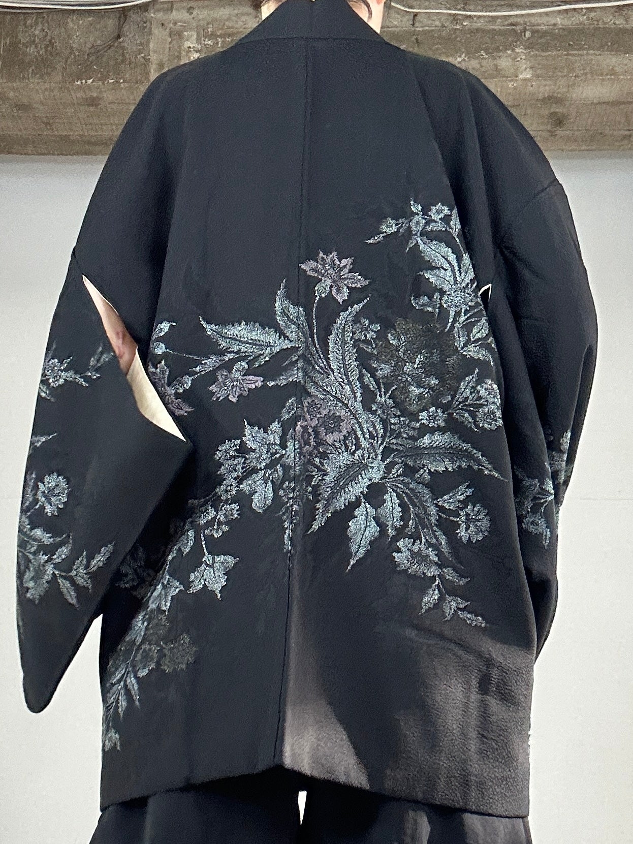 VINTAGE BLACK HAORI "gin nadeshiko ne"