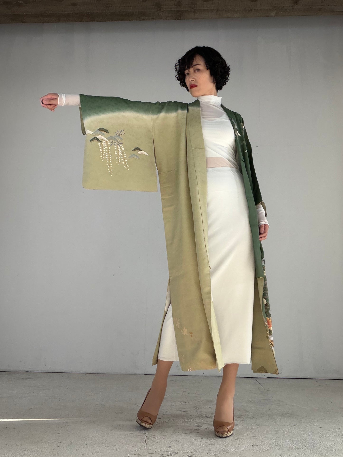 Houmongi Kimono Dress Gown with String Belt – Upcycled from Vintage Japanese Kimono "green, DRE029"