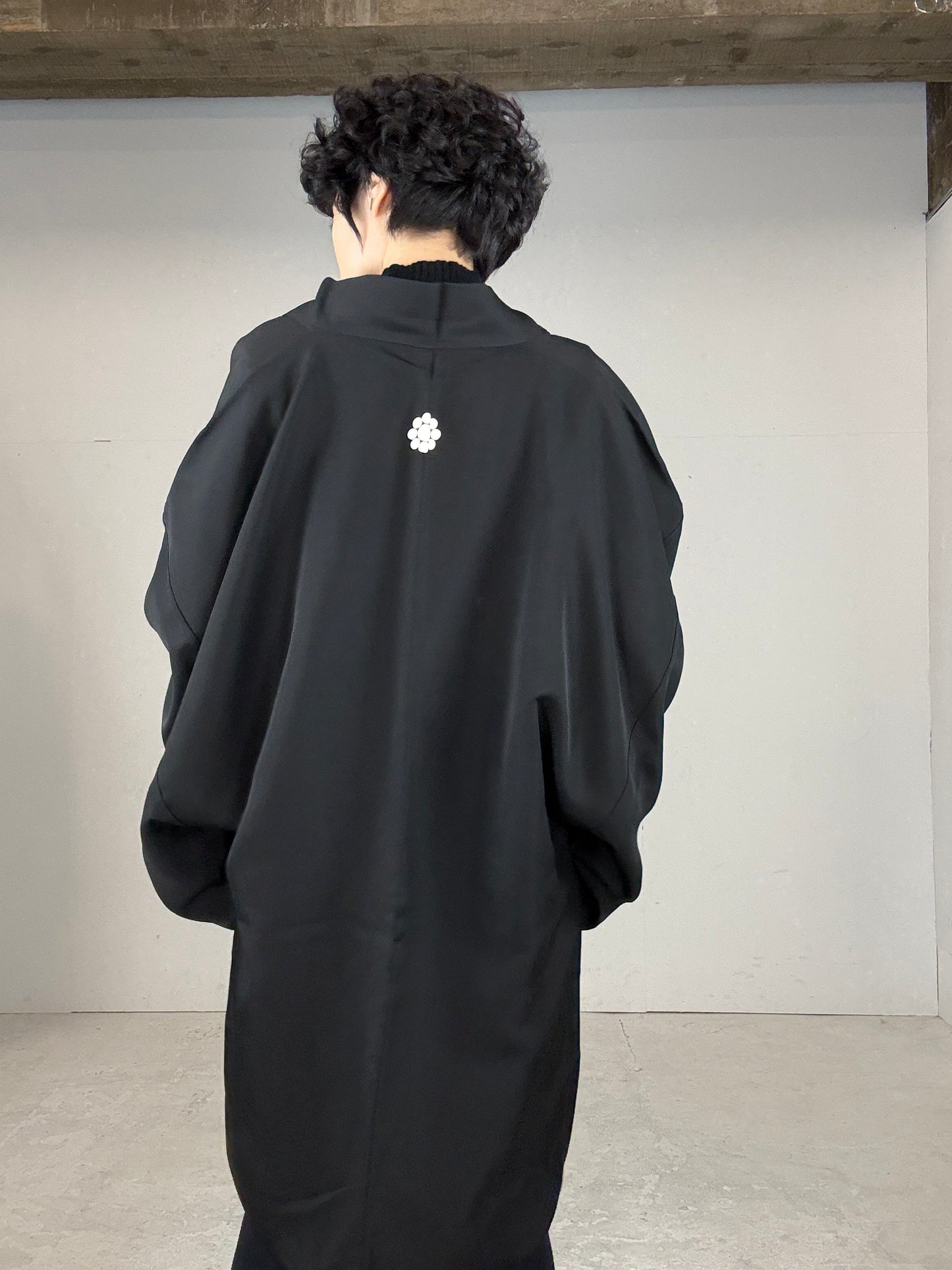 VINTAGE KUROMONTSUKI HAORI "kabuki"