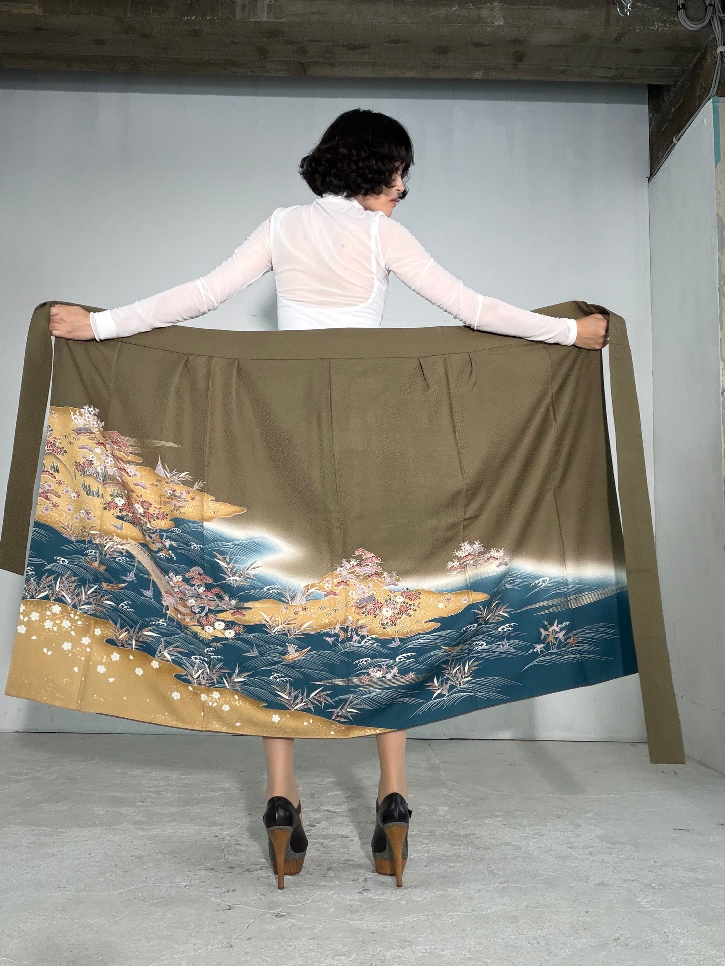 IROTOME SKIRT UPCYCLED FROM JAPANESE KIMONO "IRO138"