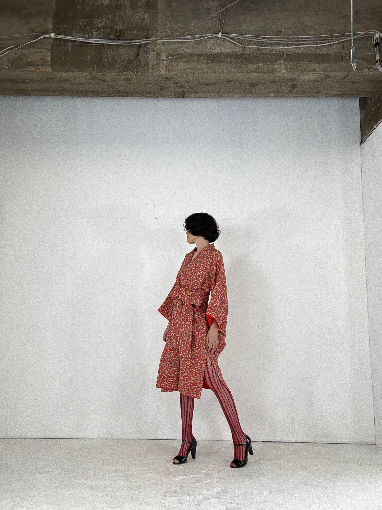 Kimono dress gown and string belt upcycled from Japanese kimono "tachibana" Big Ribbon