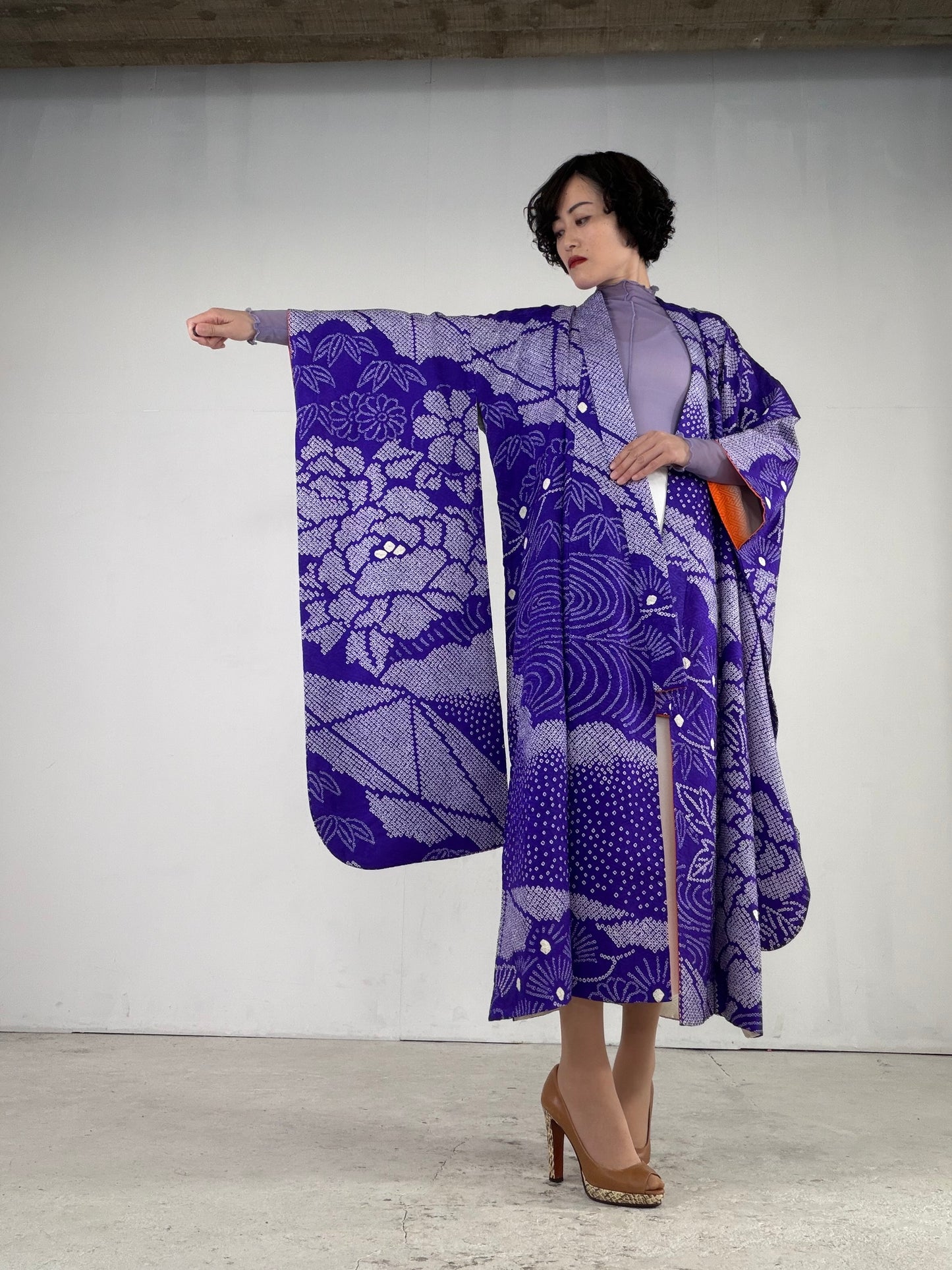 Furisode Kimono Dress Gown with String Belt – Upcycled from Vintage Japanese Kimono "shibori, ,murasaki, DRE022"