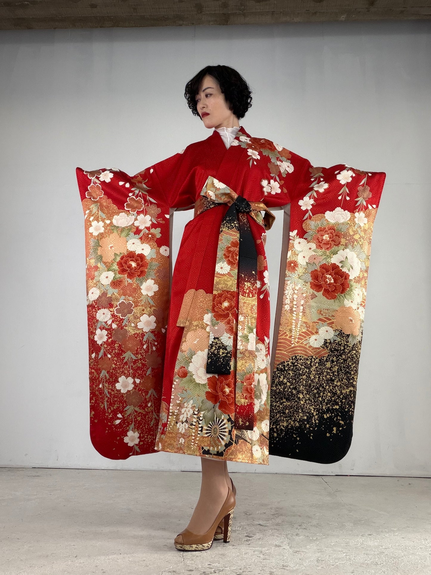 Furisode Kimono Dress Gown with String Belt – Upcycled from Vintage Japanese Kimono "red, sakura, botan, kiku, DRE019"