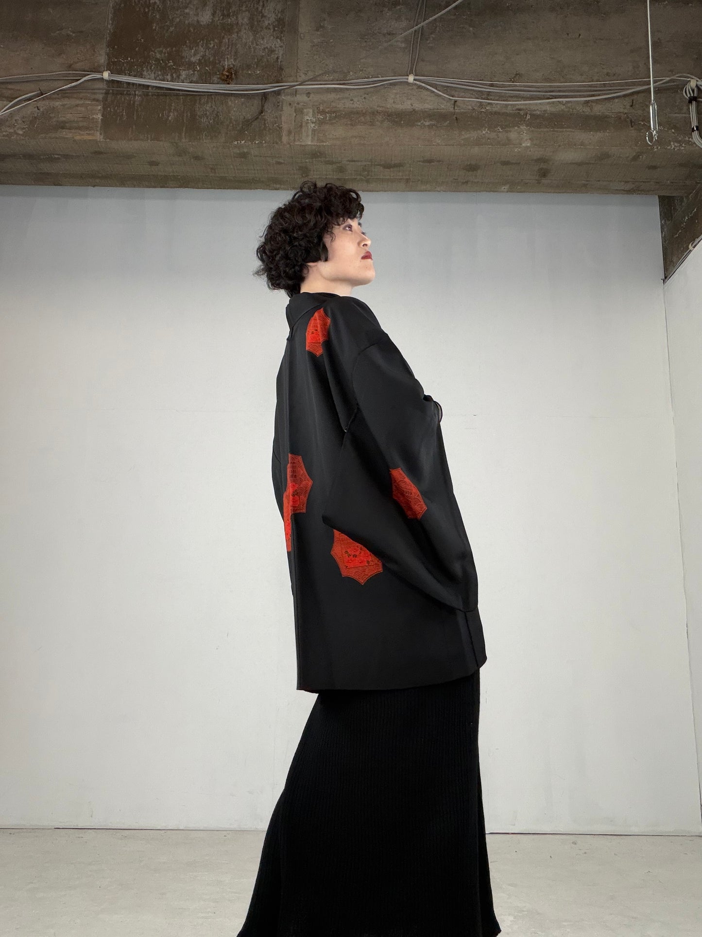 VINTAGE BLACK HAORI  "red, BLK141"