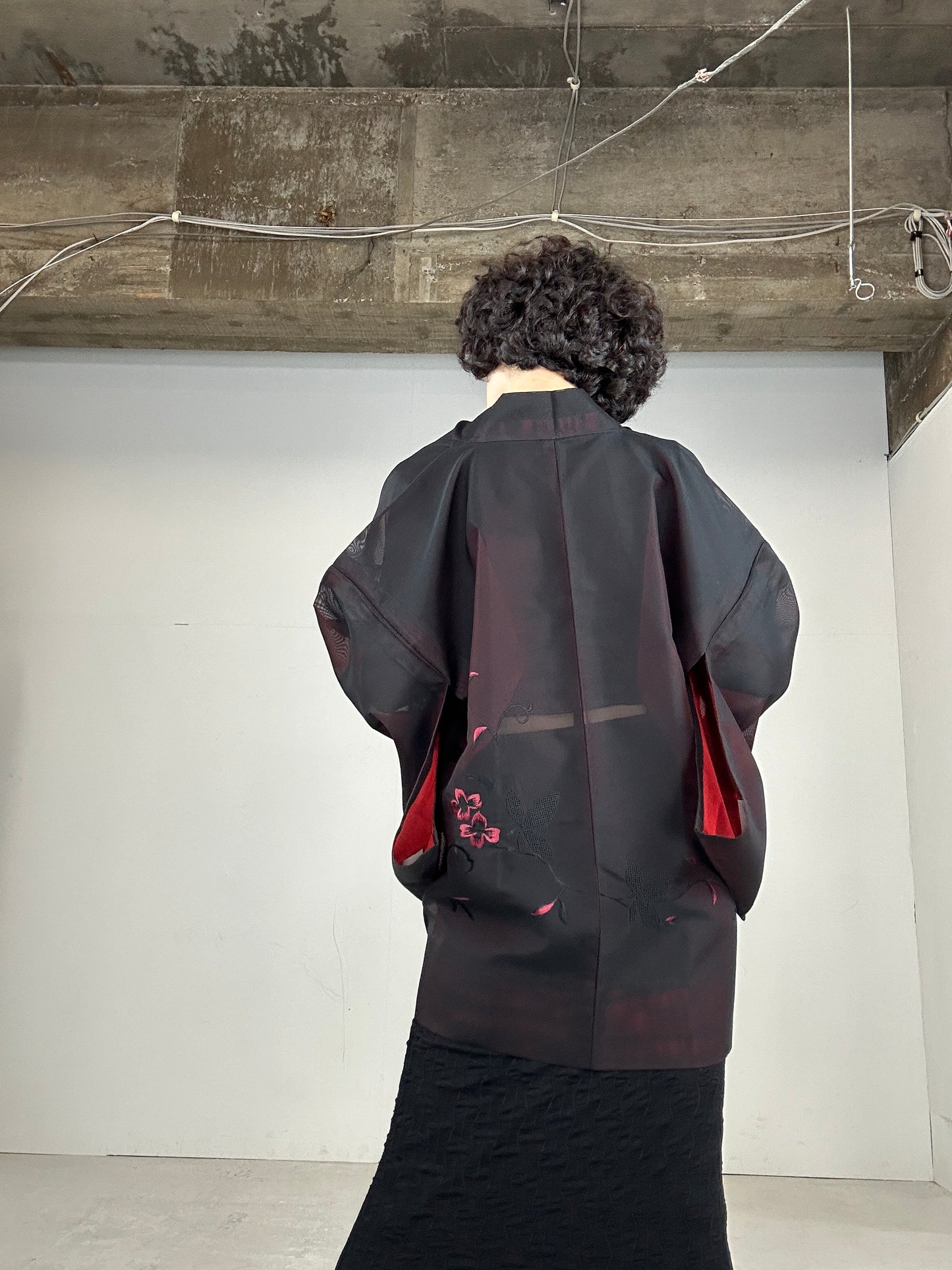 VINTAGE BLACK  HAORI SHEER “aka hana karakusa"