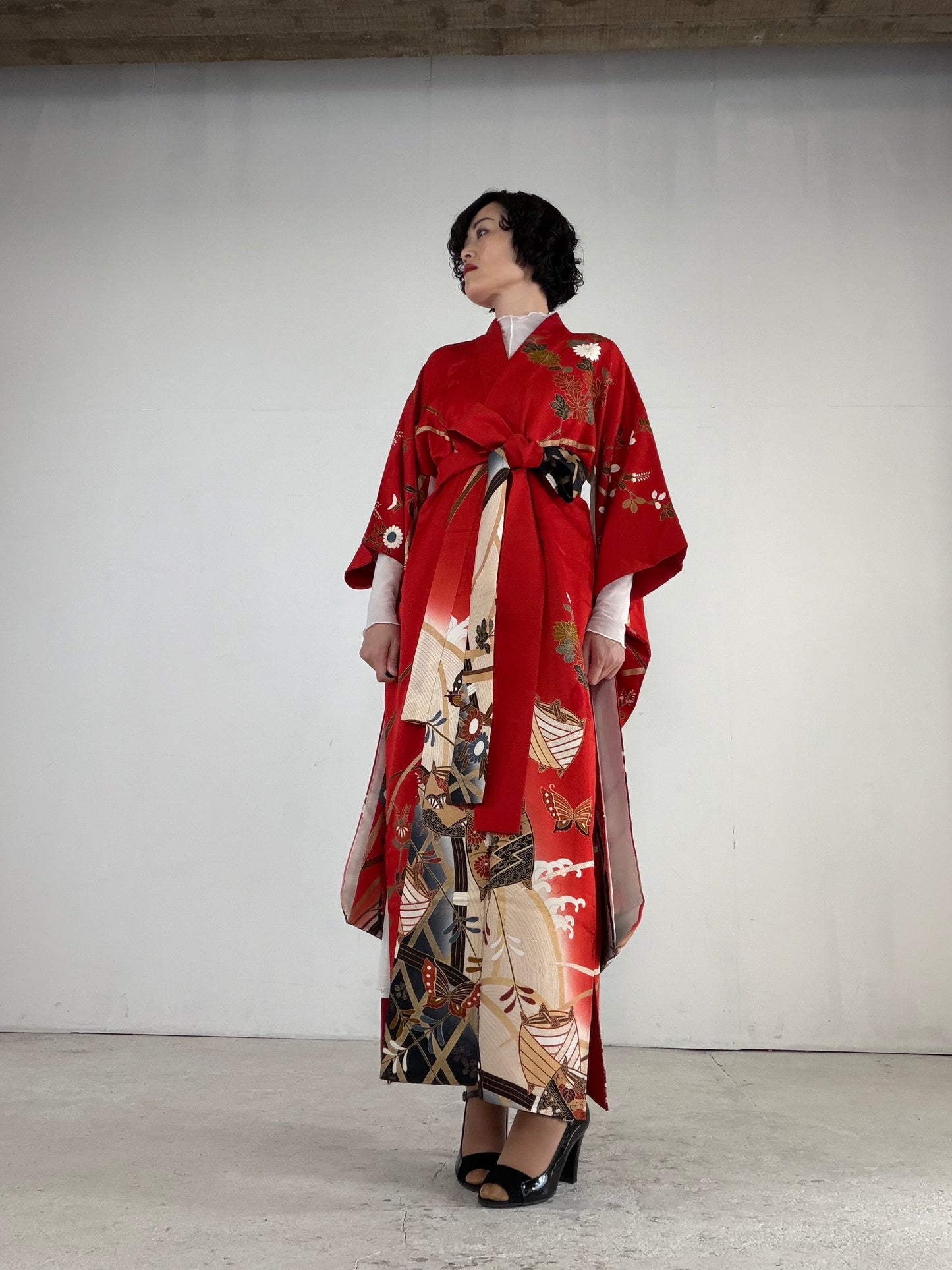 Furisode Kimono Dress Gown with String Belt – Upcycled from Vintage Japanese Kimono "red, black, gold DRE023"