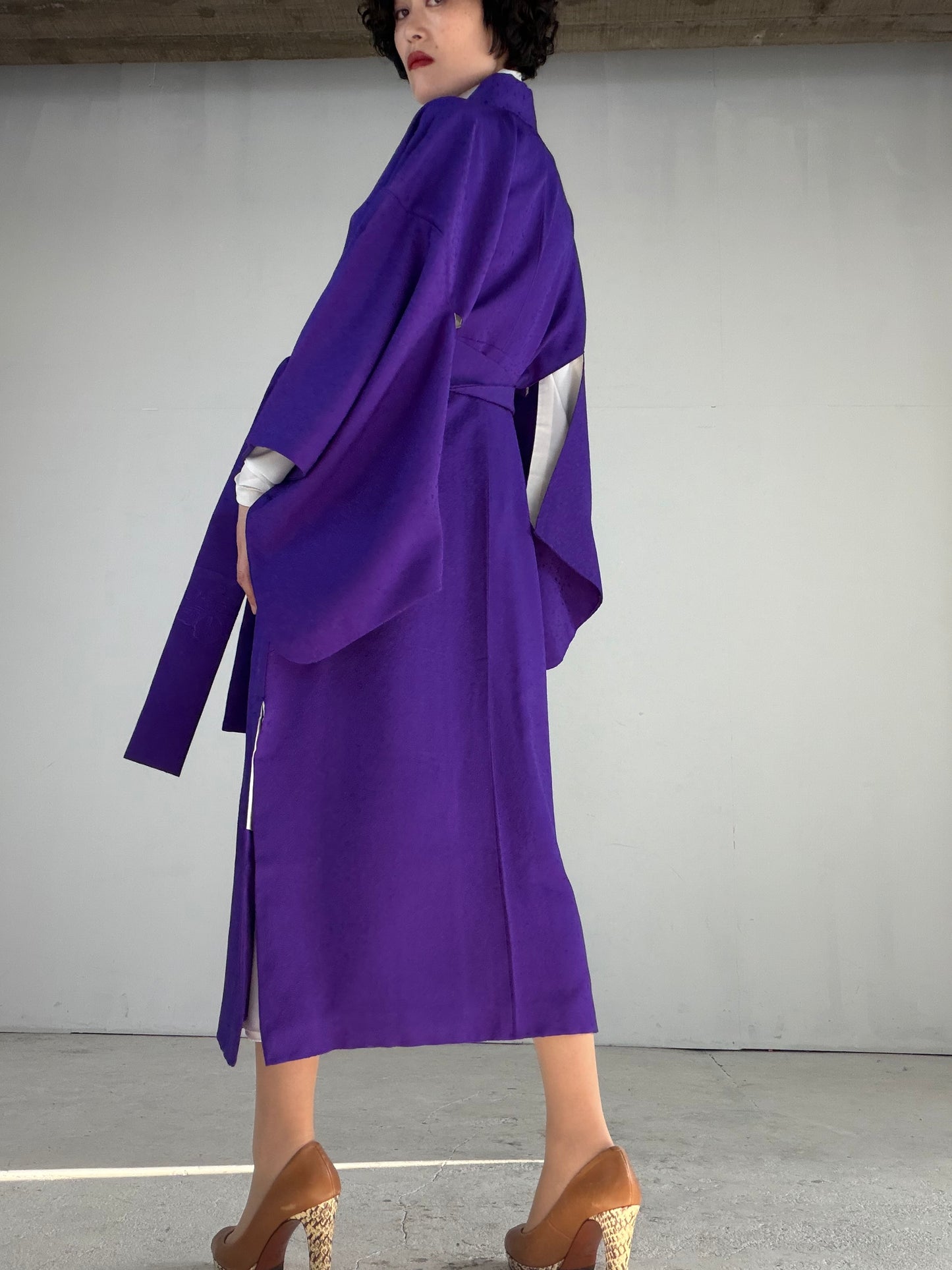 Houmongi Kimono Dress Gown with String Belt – Upcycled from Vintage Japanese Kimono "murasaki, DRE031"