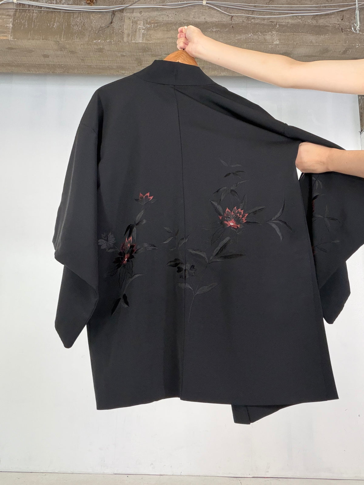 VINTAGE BLACK HAORI  "glitter, BLK205"*damage
