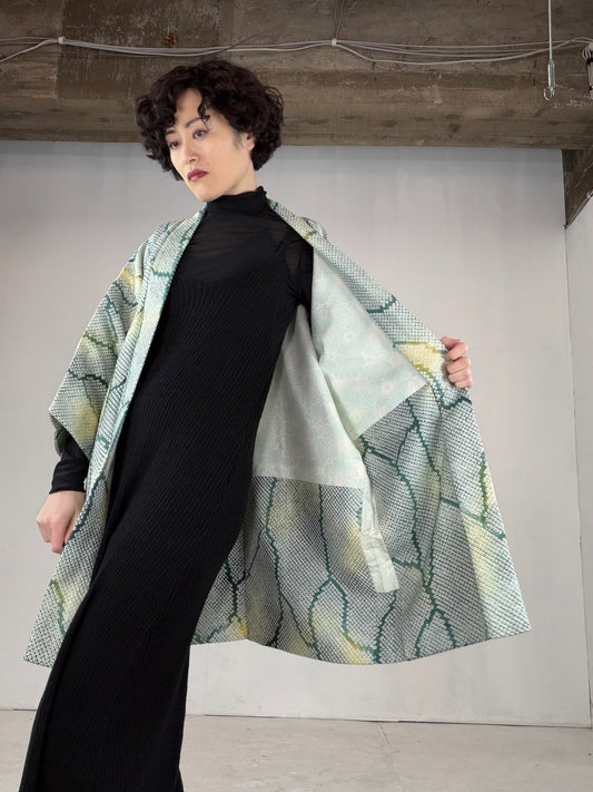 VINTAGE SHIBORI HAORI "green-bokashi, SIB194"