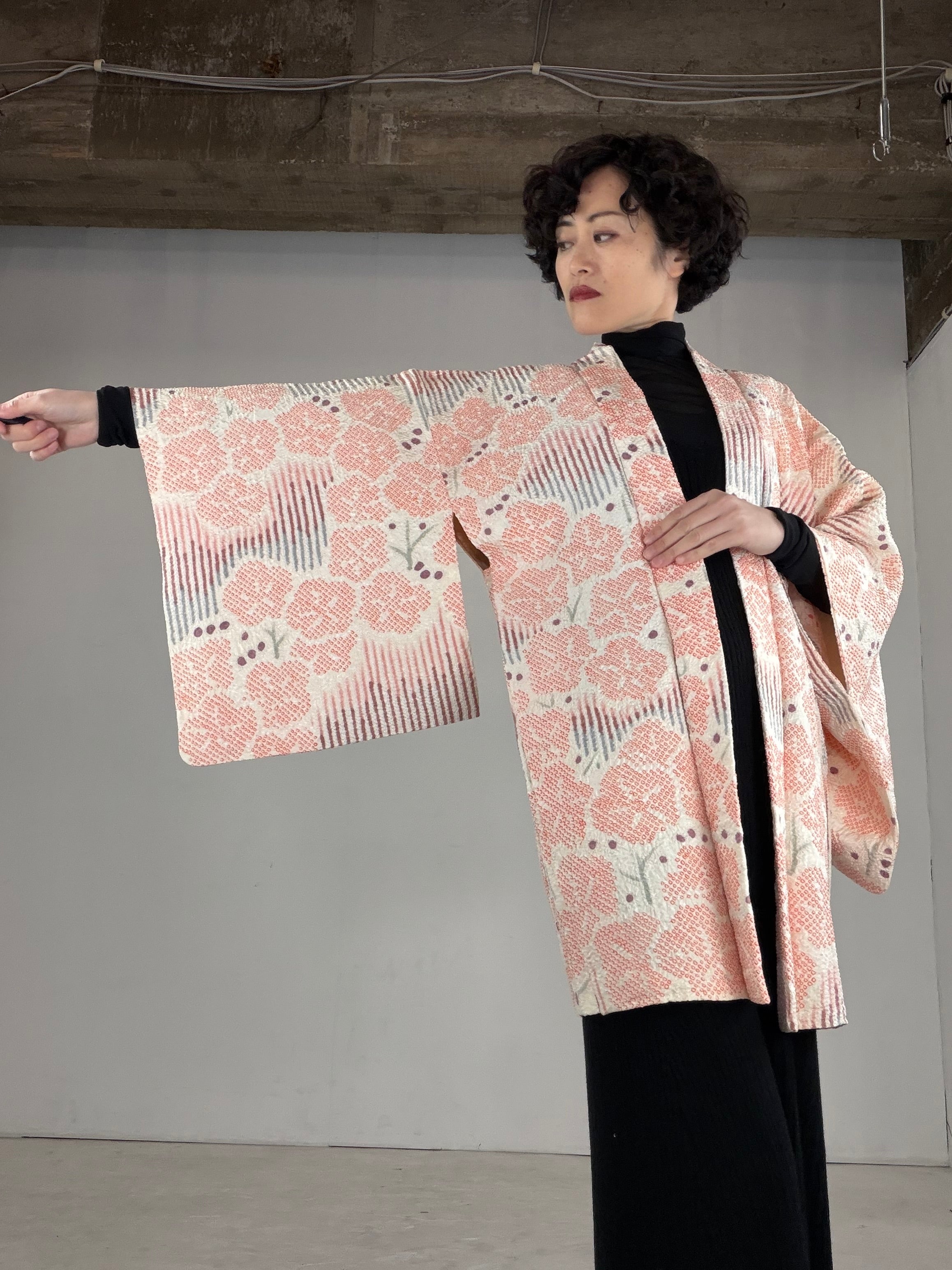 VINTAGE SHIBORI HAORI & MICHIYUKI – MACHIKO KIMONO Japanese