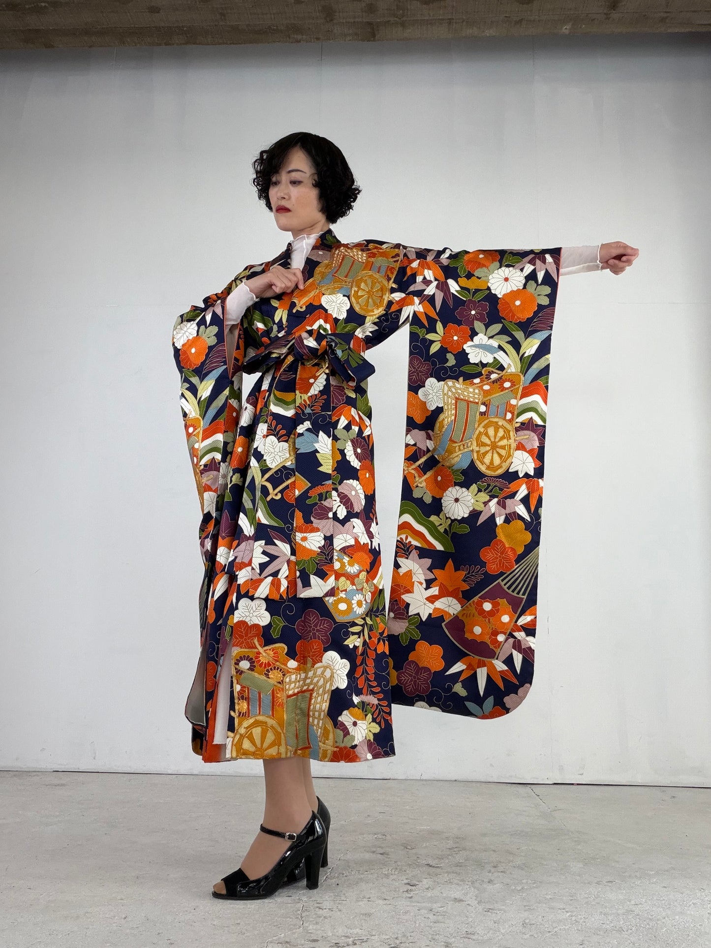 Furisode Kimono Dress Gown with String Belt – Upcycled from Vintage Japanese Kimono "kon, hana, DRE026"