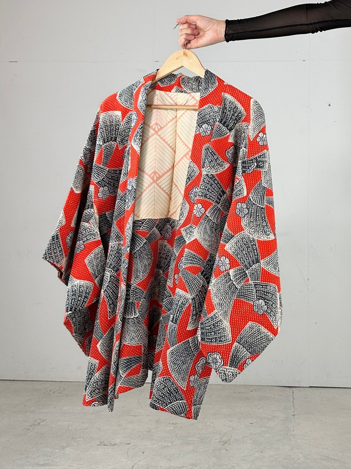 VINTAGE SHIBORI HAORI fujimusume ougi