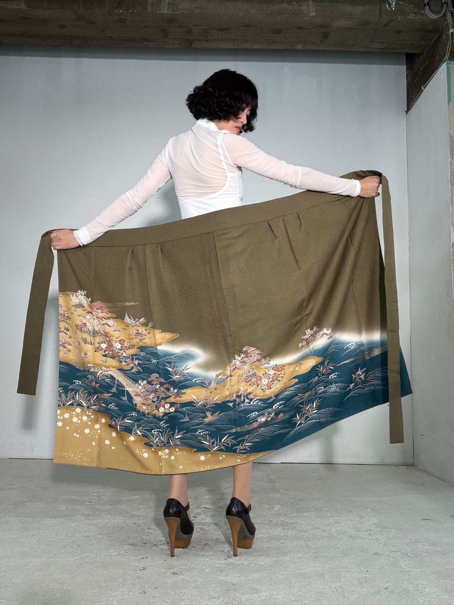 IROTOME SKIRT UPCYCLED FROM JAPANESE KIMONO "IRO138"
