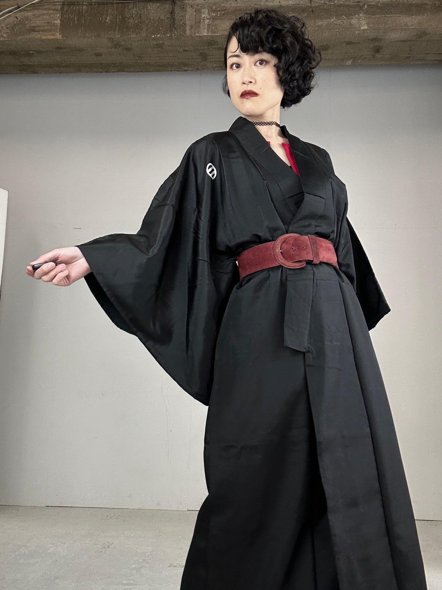 BLACK KIMONO MONTSUKI "MARUNIHUTATSUHIKI"