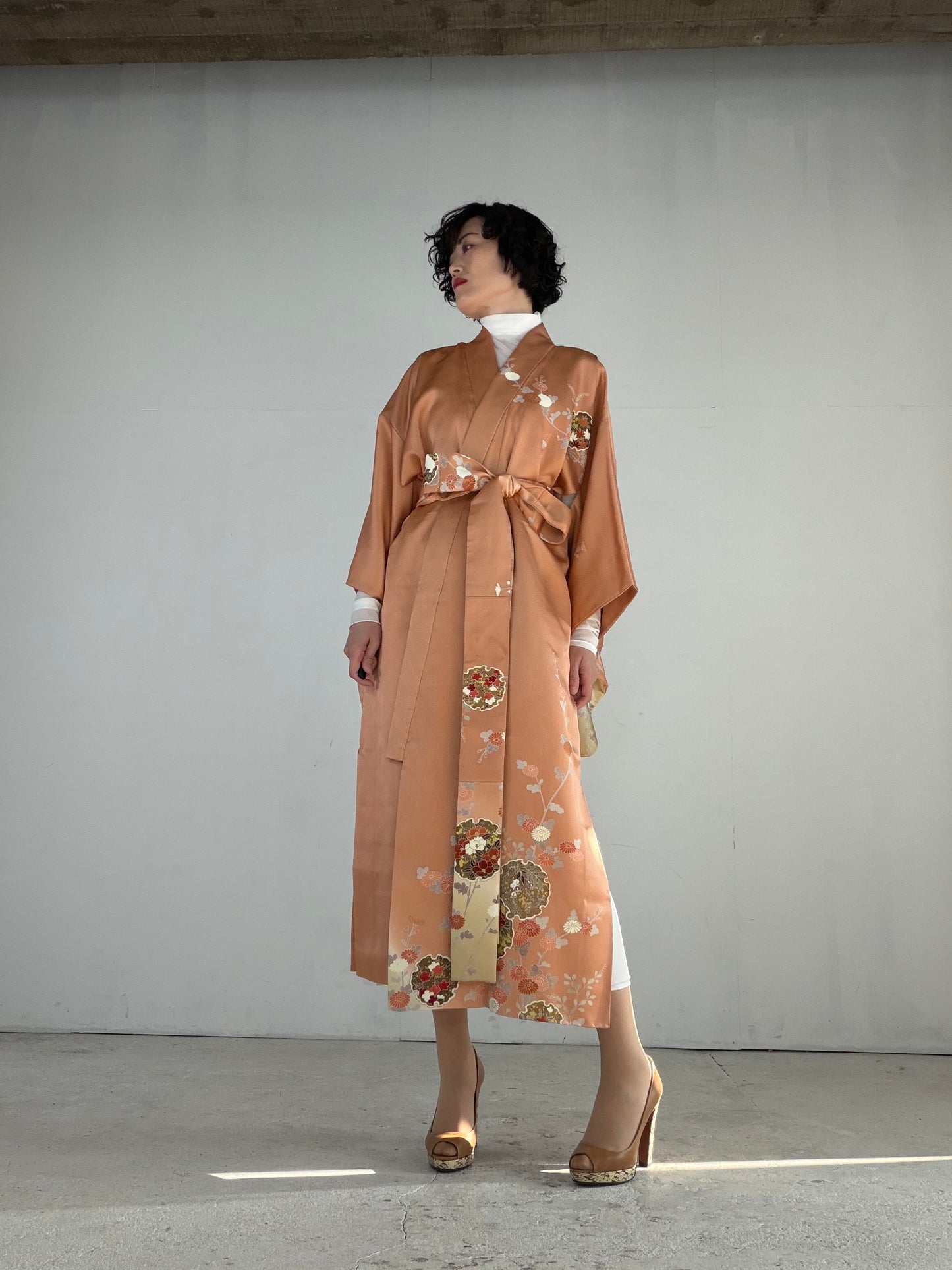 Houmongi Kimono Dress Gown with String Belt – Upcycled from Vintage Japanese Kimono "akebonoiro, DRE032"