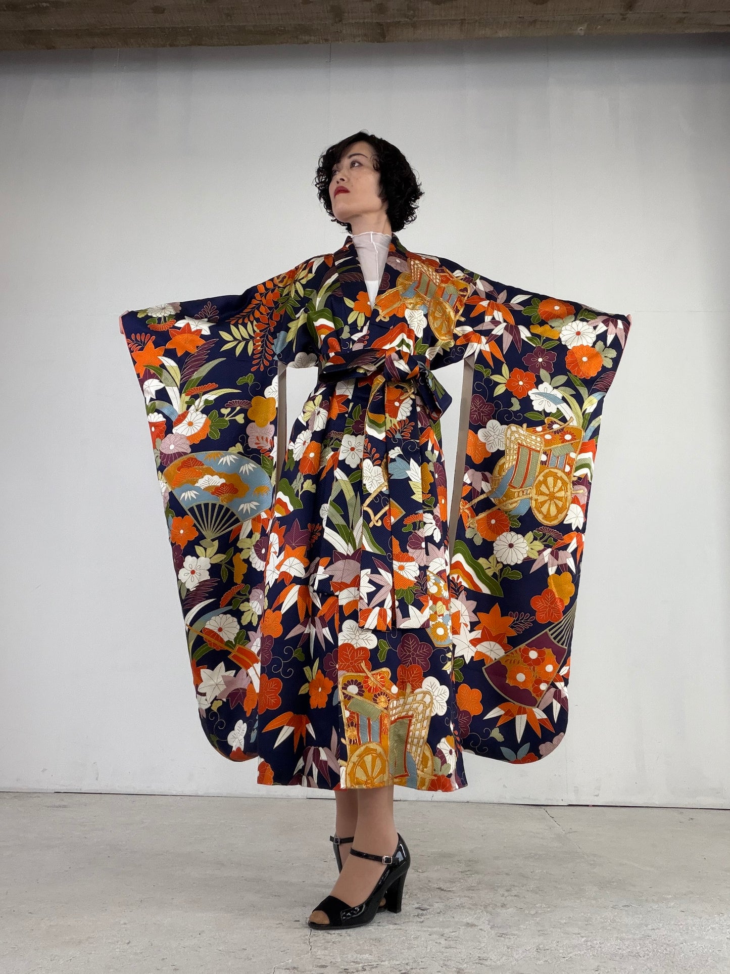 Furisode Kimono Dress Gown with String Belt – Upcycled from Vintage Japanese Kimono "kon, hana, DRE026"
