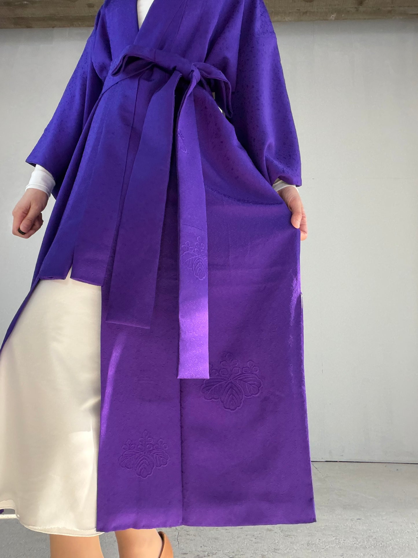 Houmongi Kimono Dress Gown with String Belt – Upcycled from Vintage Japanese Kimono "murasaki, DRE031"