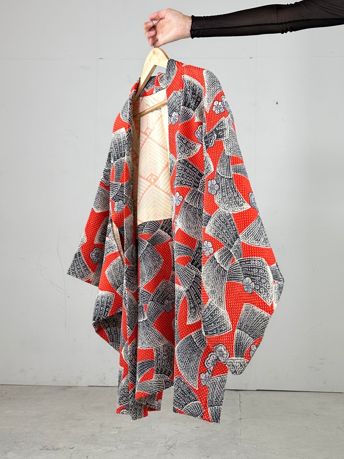 VINTAGE SHIBORI HAORI fujimusume ougi