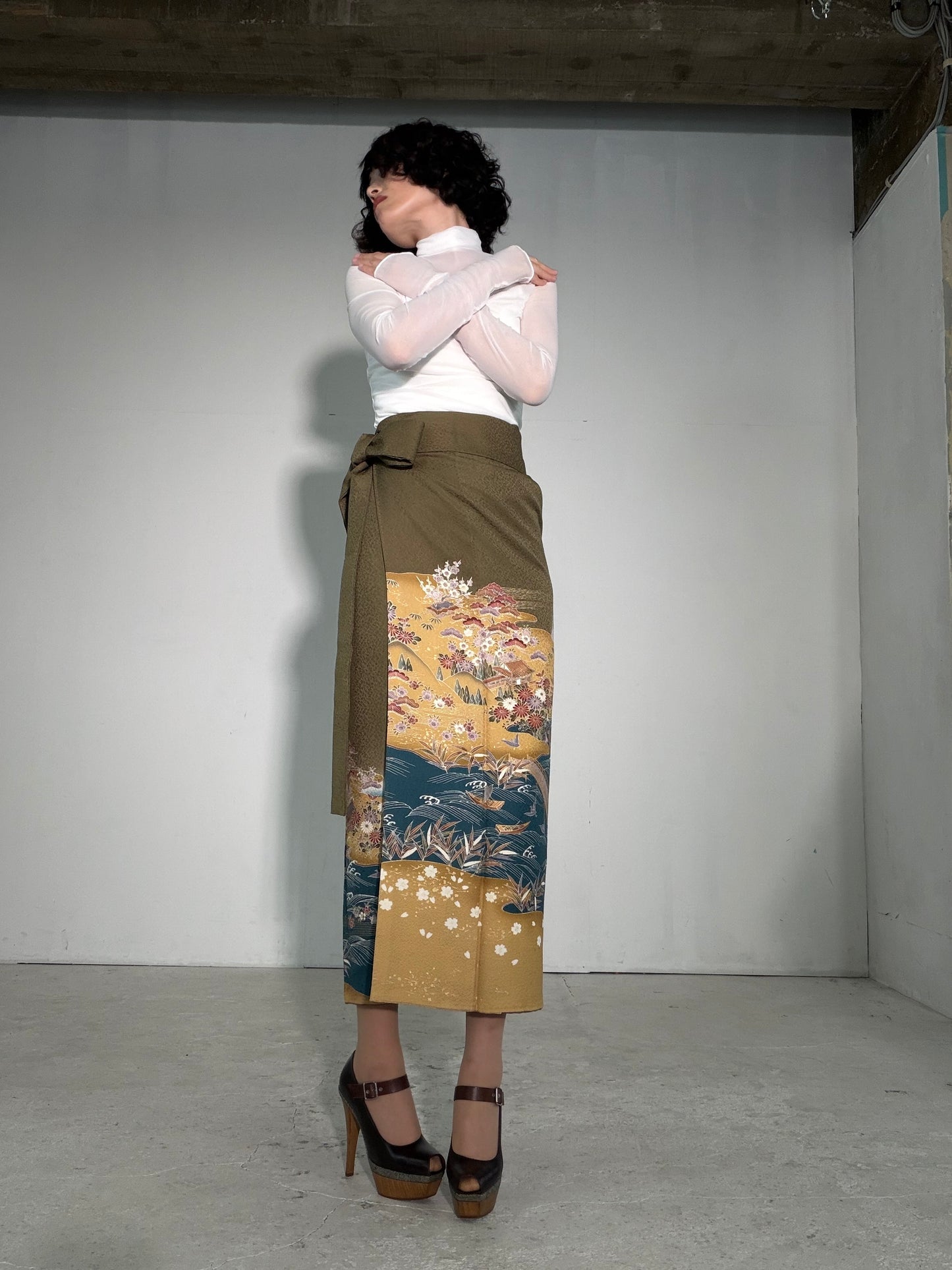 IROTOME SKIRT UPCYCLED FROM JAPANESE KIMONO "IRO138"