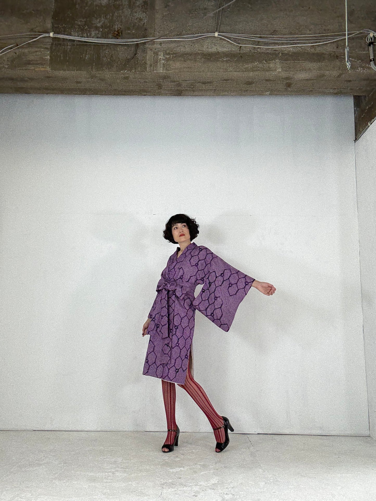 Kimono dress gown and string belt upcycled from Japanese kimono "shibori, murasaki" Big Ribbon