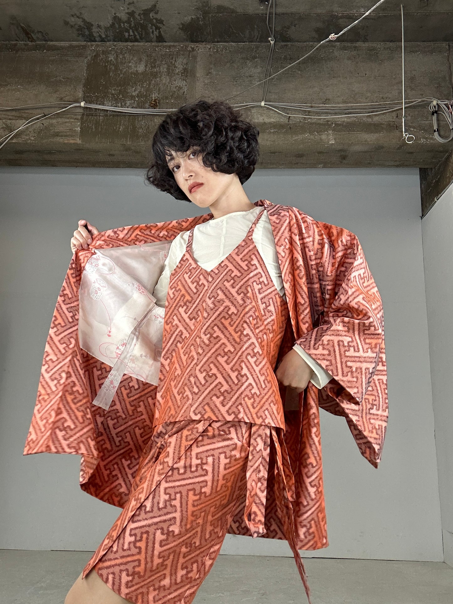 Tsumugi HAORI and KIMONO Skirt, Camisole upcycled from Japanese kimono"manjitsunagi"