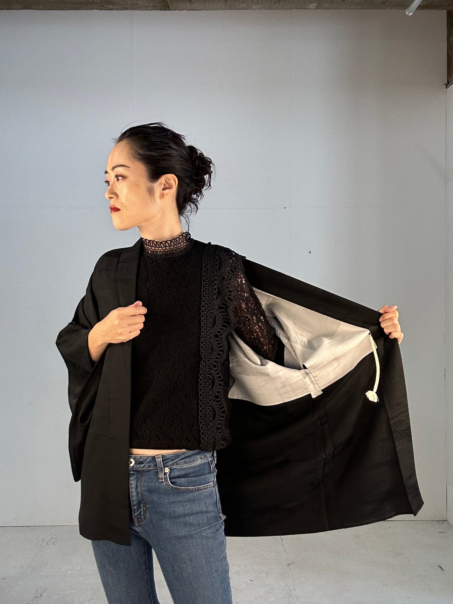 VINTAGE BLACK HAORI "ground pattern KAMON” D