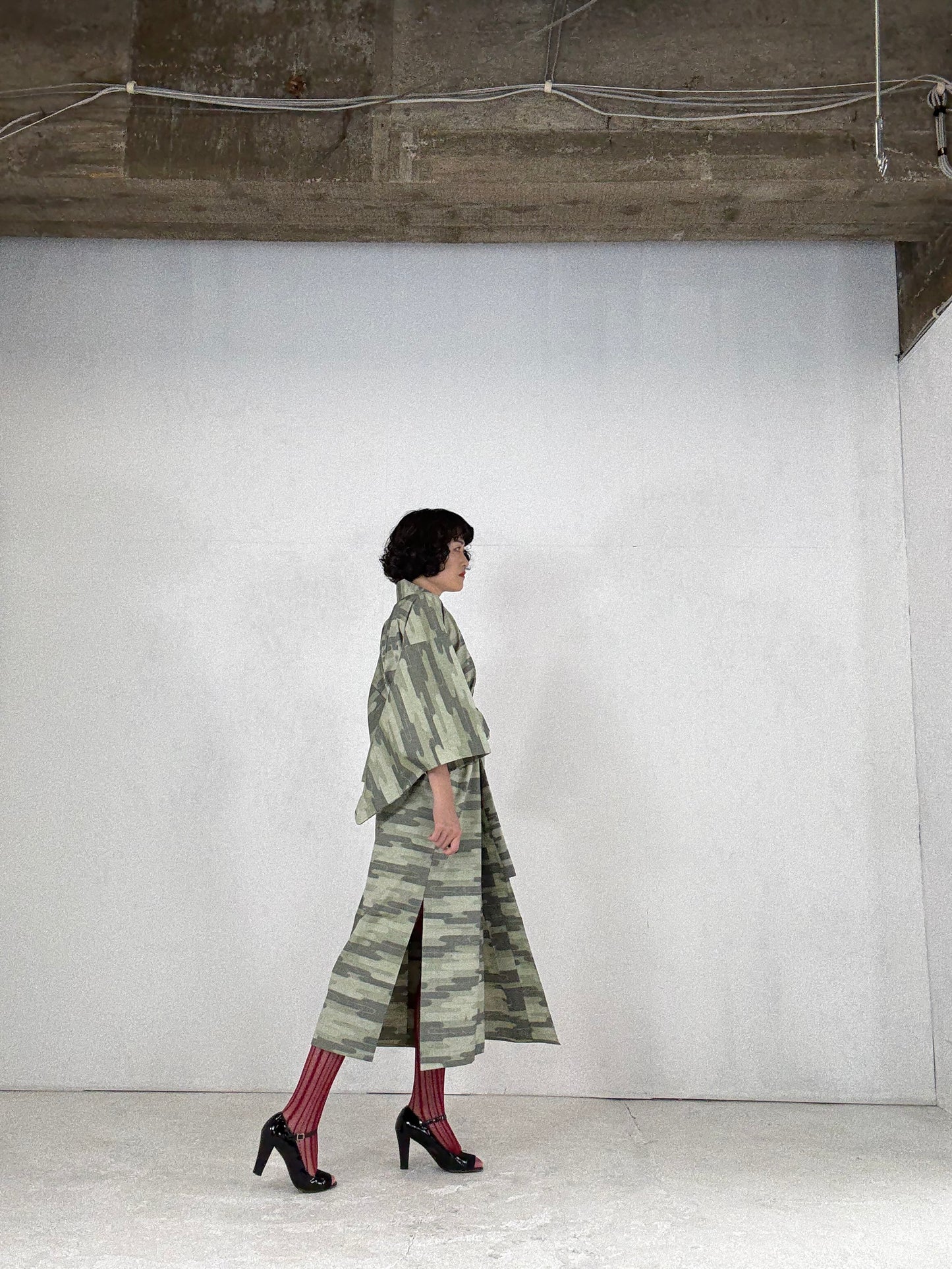 Kimono dress gown and string belt upcycled from Japanese kimono "tsumugi cloud pattern" :damage