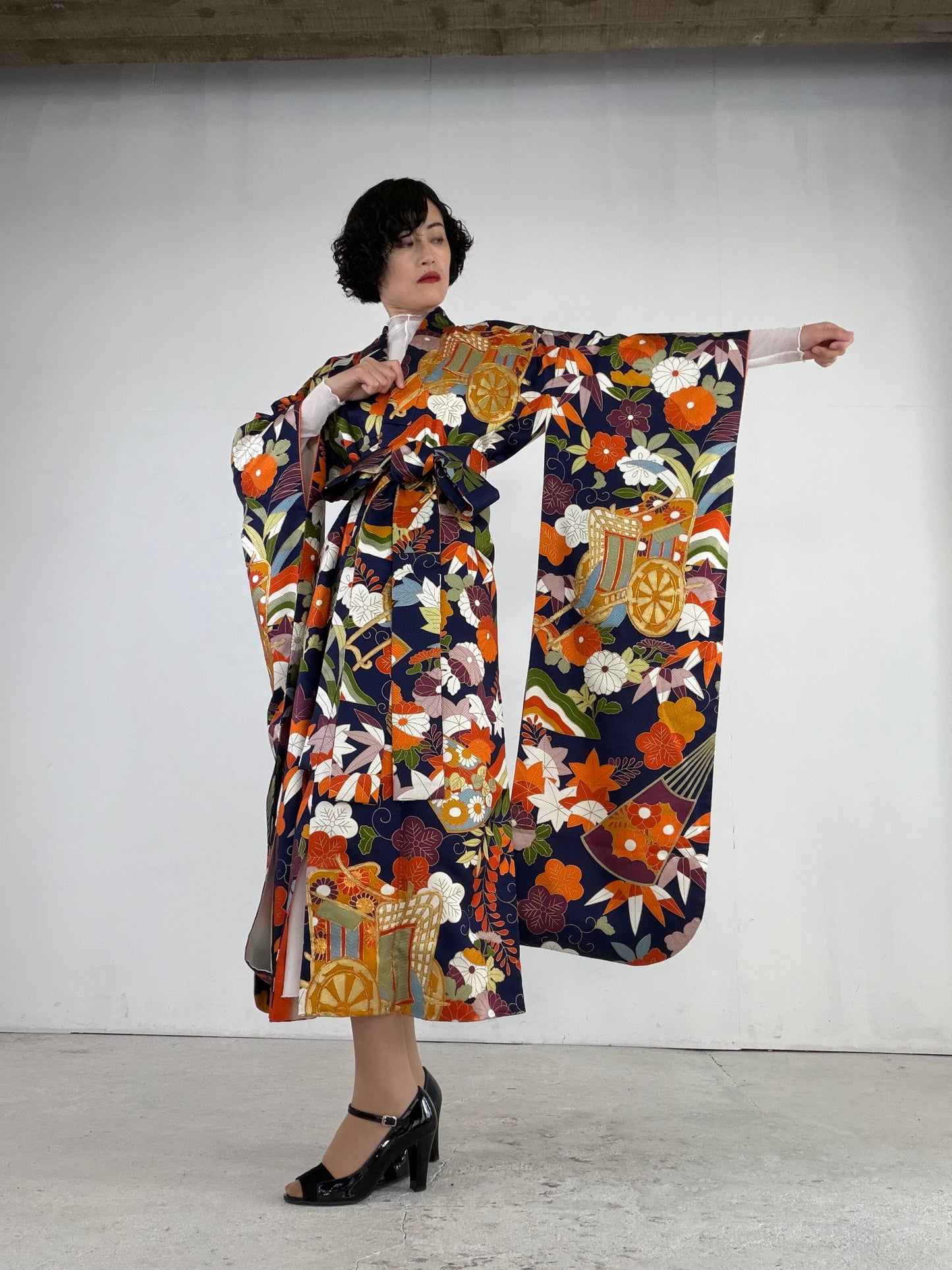 Furisode Kimono Dress Gown with String Belt – Upcycled from Vintage Japanese Kimono "kon, hana, DRE026"