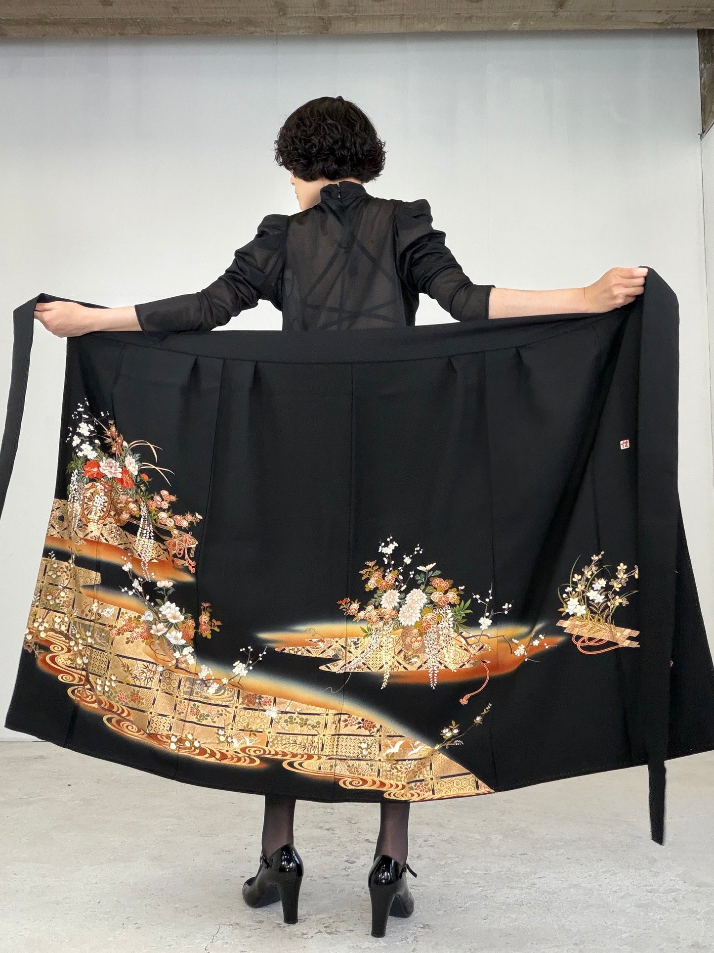 EDO-ZUMA SKIRT UPCYCLED FROM JAPANESE KIMONO "EDO044"