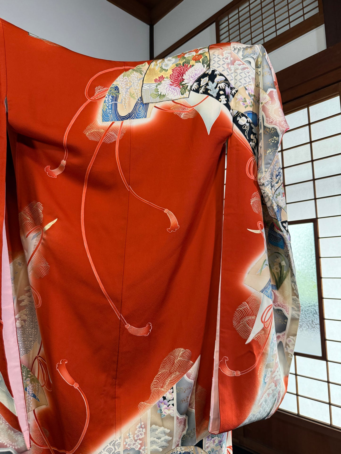 Redefining the Vintage Furisode Collection "shu, ougi" :damage