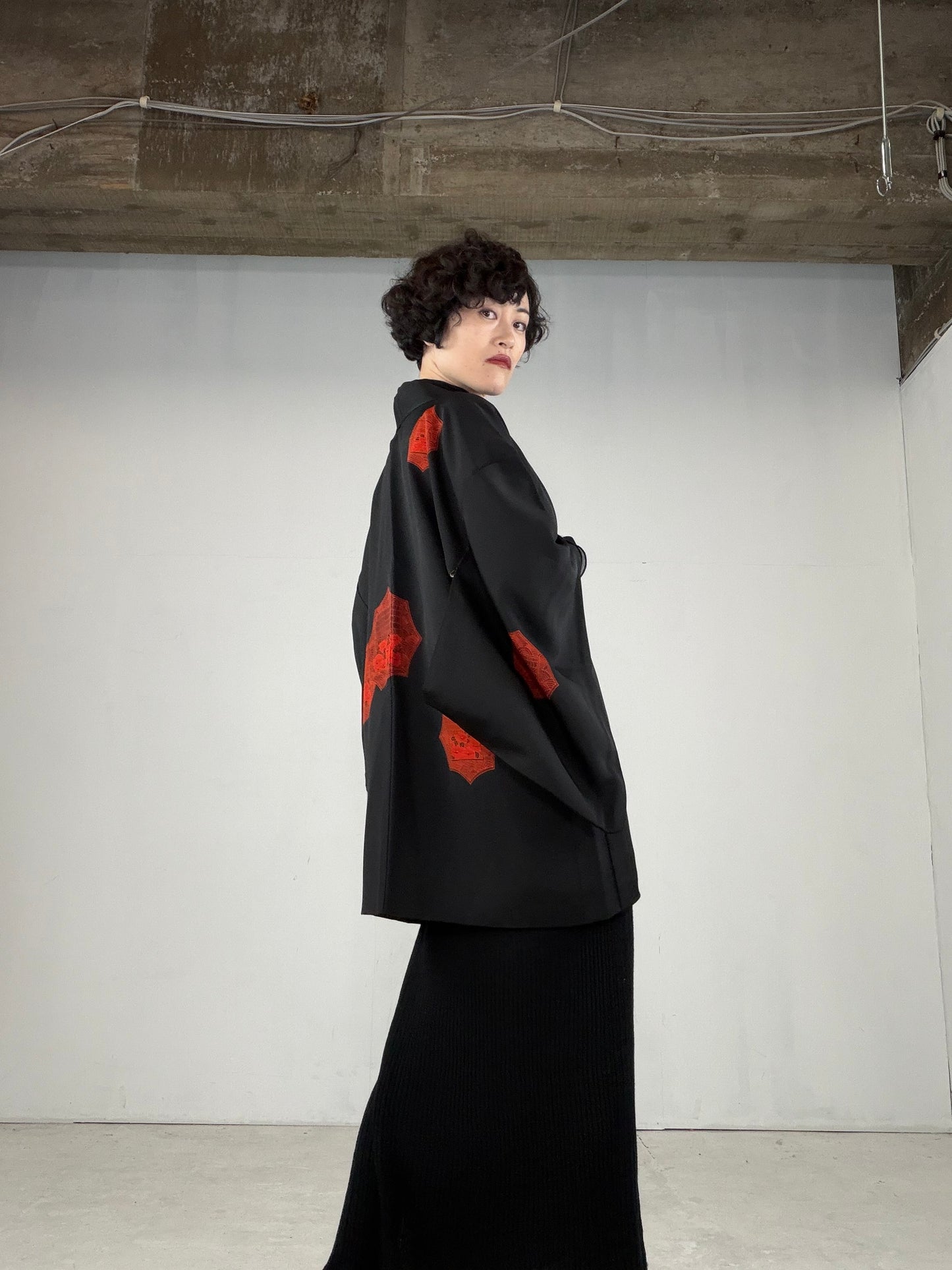 VINTAGE BLACK HAORI  "red, BLK141"