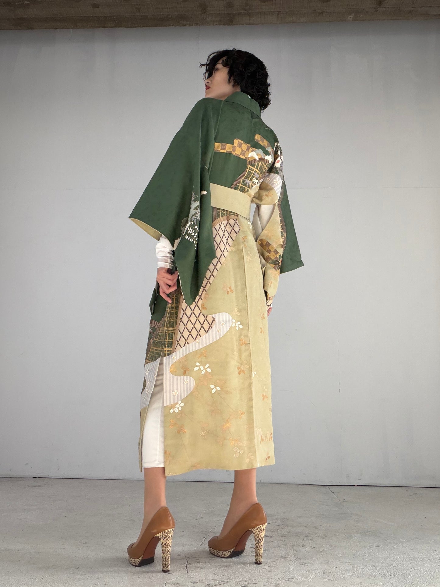 Houmongi Kimono Dress Gown with String Belt – Upcycled from Vintage Japanese Kimono "green, DRE029"