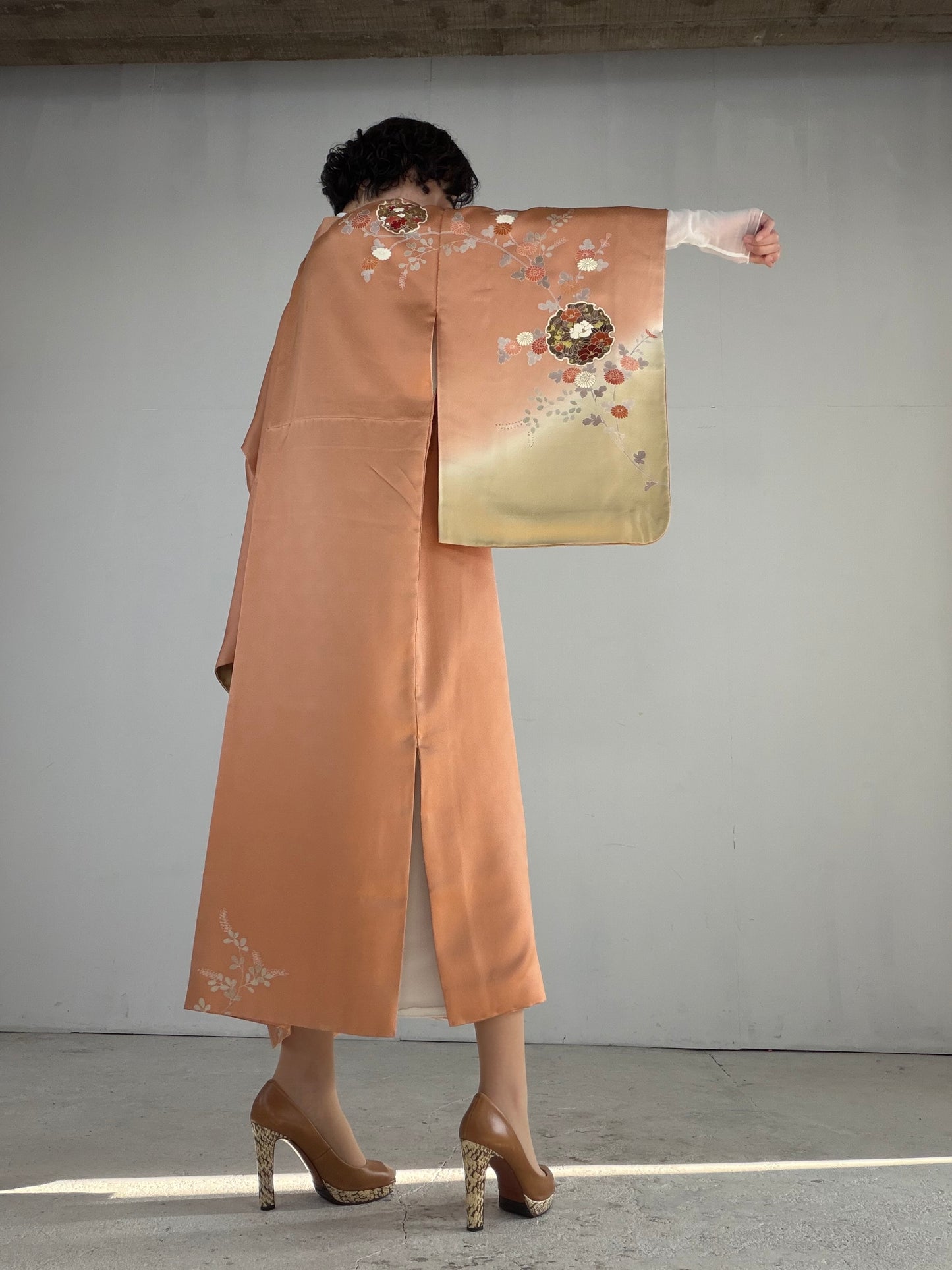Houmongi Kimono Dress Gown with String Belt – Upcycled from Vintage Japanese Kimono "akebonoiro, DRE032"