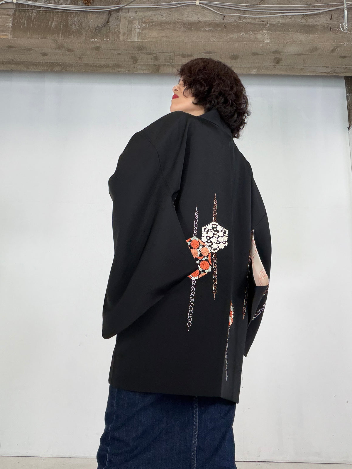 VINTAGE BLACK HAORI  "embroidery, BLK207"