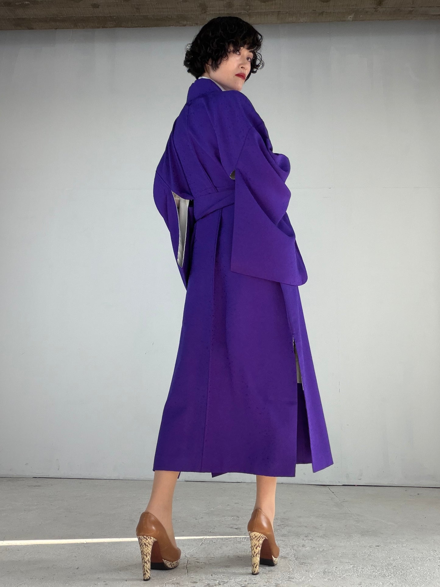 Houmongi Kimono Dress Gown with String Belt – Upcycled from Vintage Japanese Kimono "murasaki, DRE031"