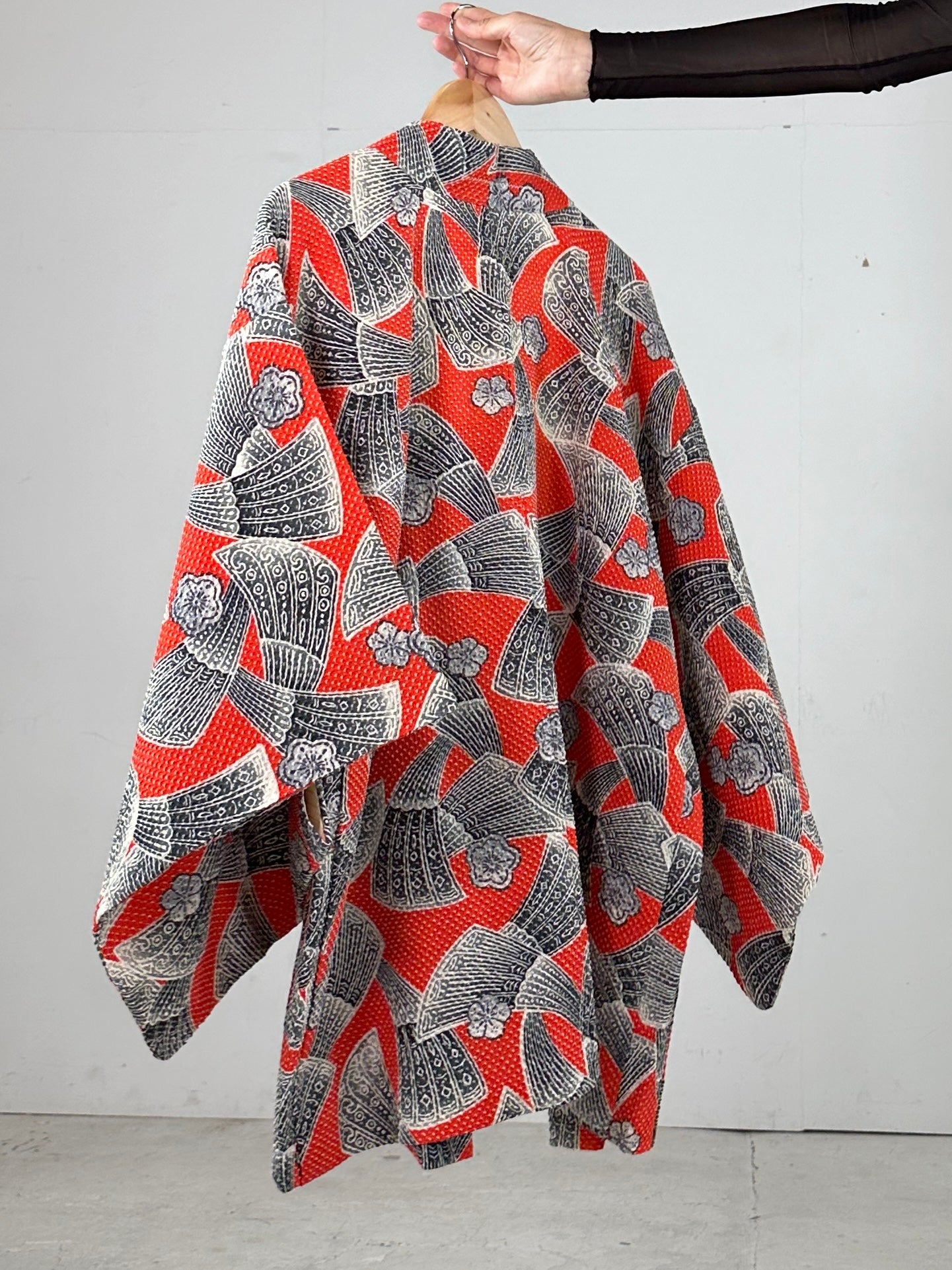 VINTAGE SHIBORI HAORI fujimusume ougi