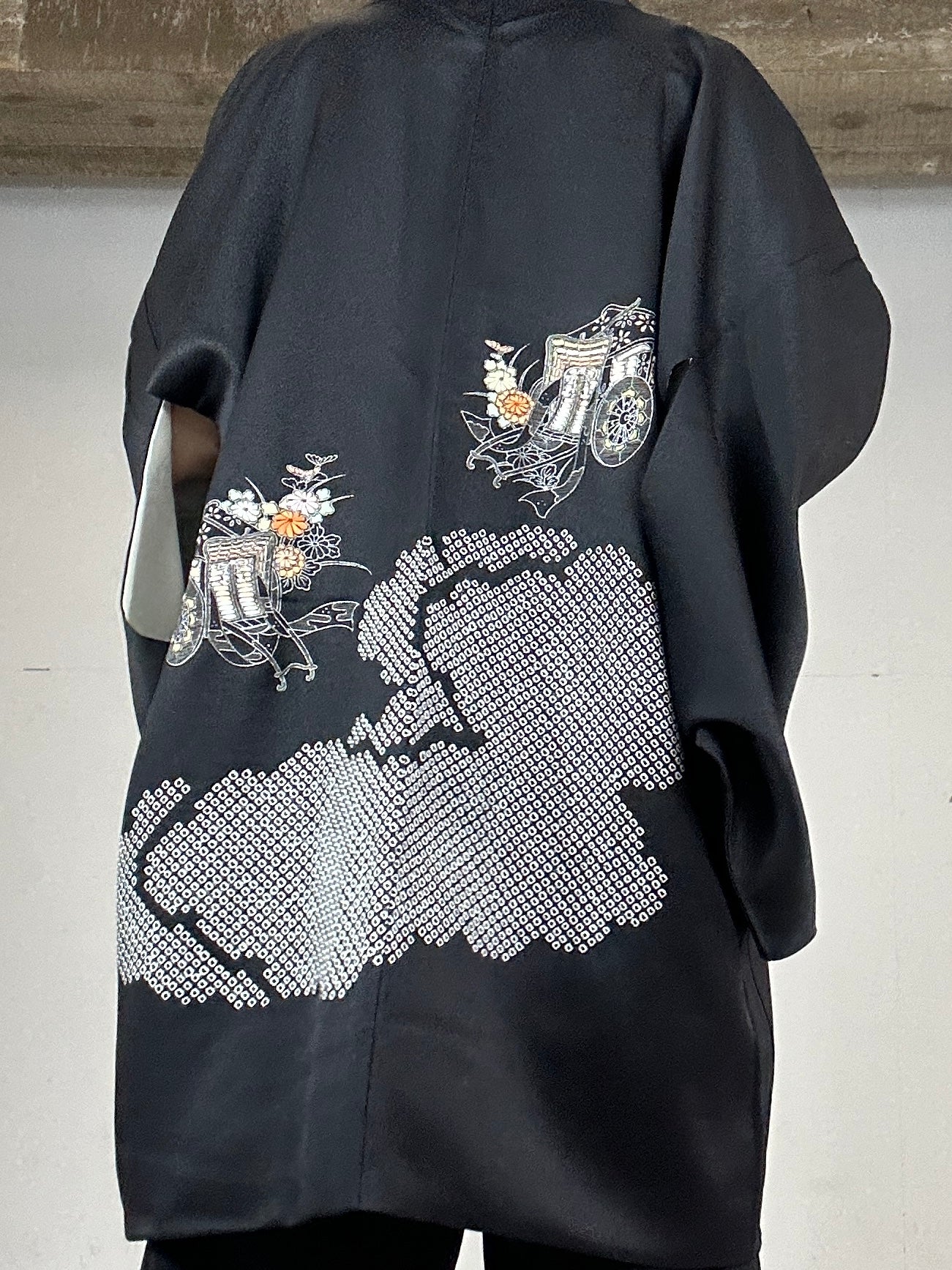 VINTAGE BLACK HAORI "shibori goshoguruma"