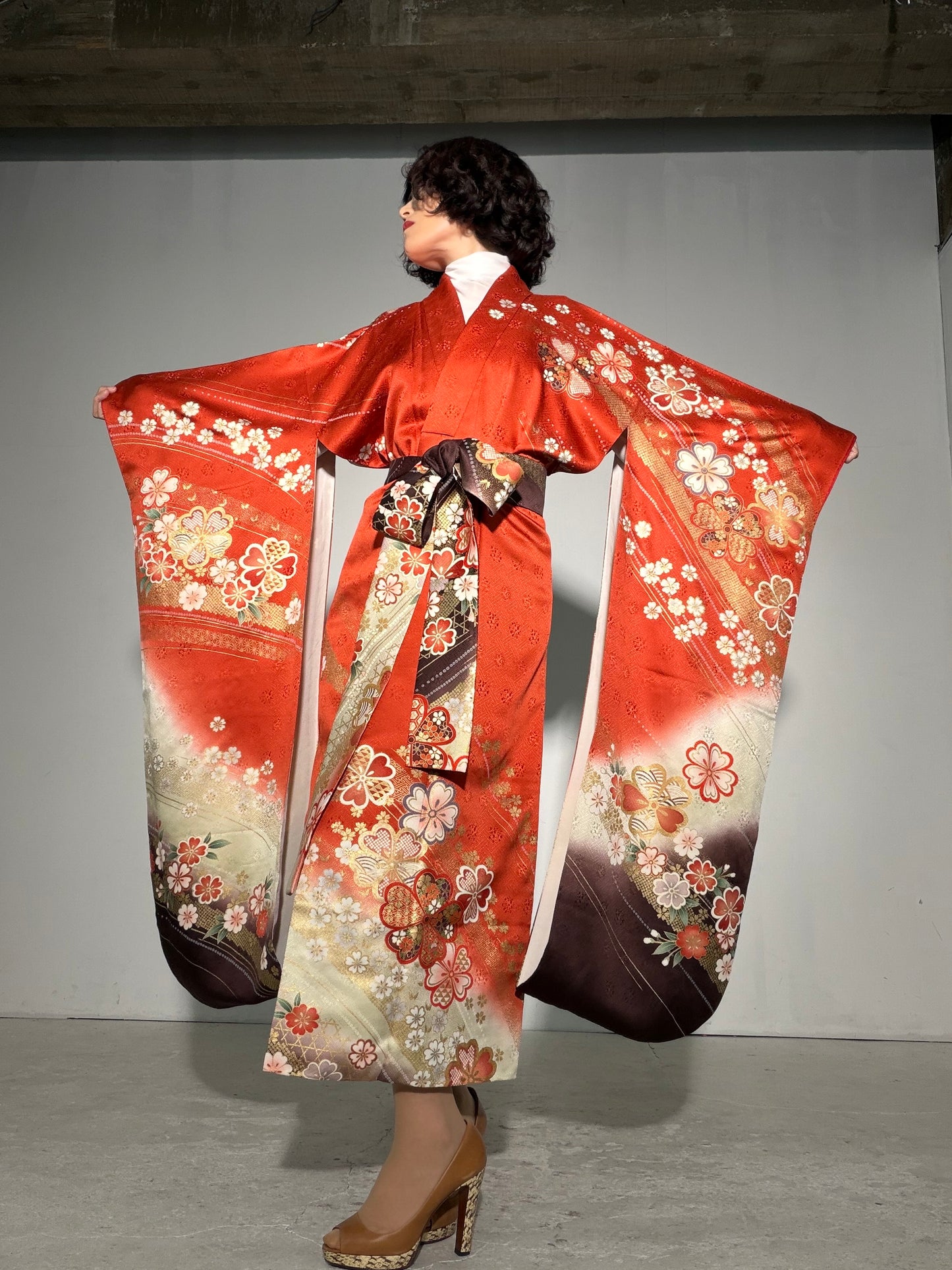 Furisode Kimono Dress Gown with String Belt – Upcycled from Vintage Japanese Kimono "red, cha, DRE037"