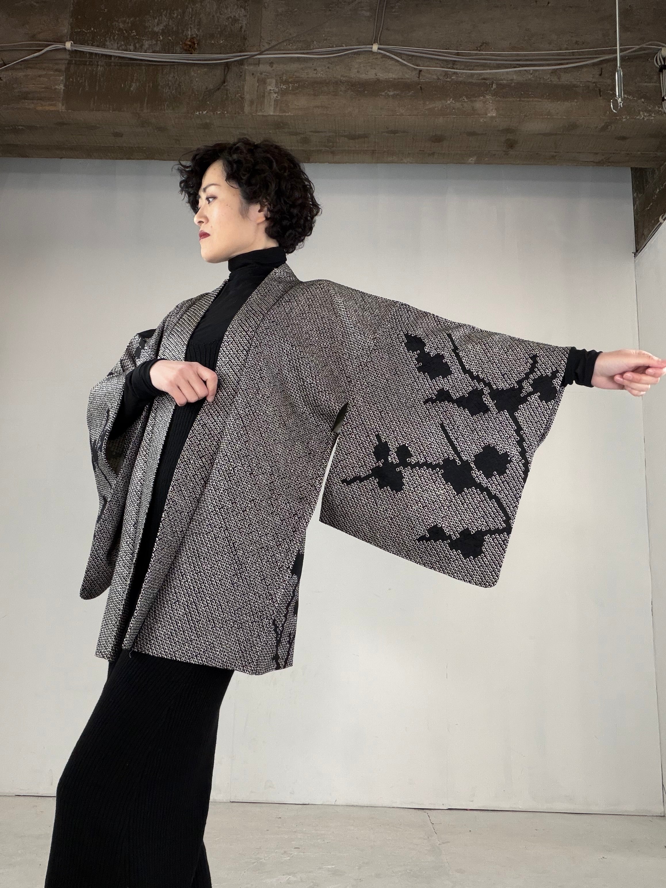 VINTAGE SHIBORI HAORI & MICHIYUKI – MACHIKO KIMONO Japanese