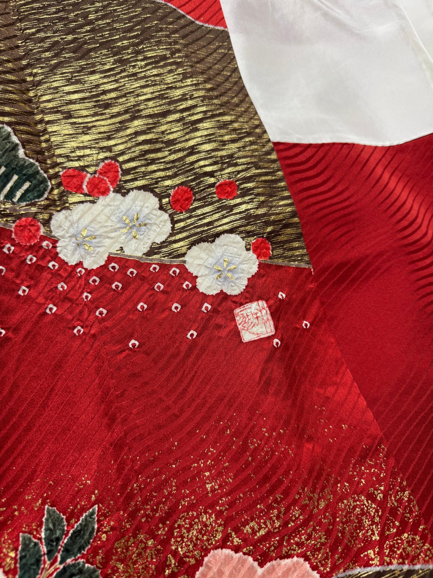 Redefining the Vintage Furisode Collection "ume, matsu"