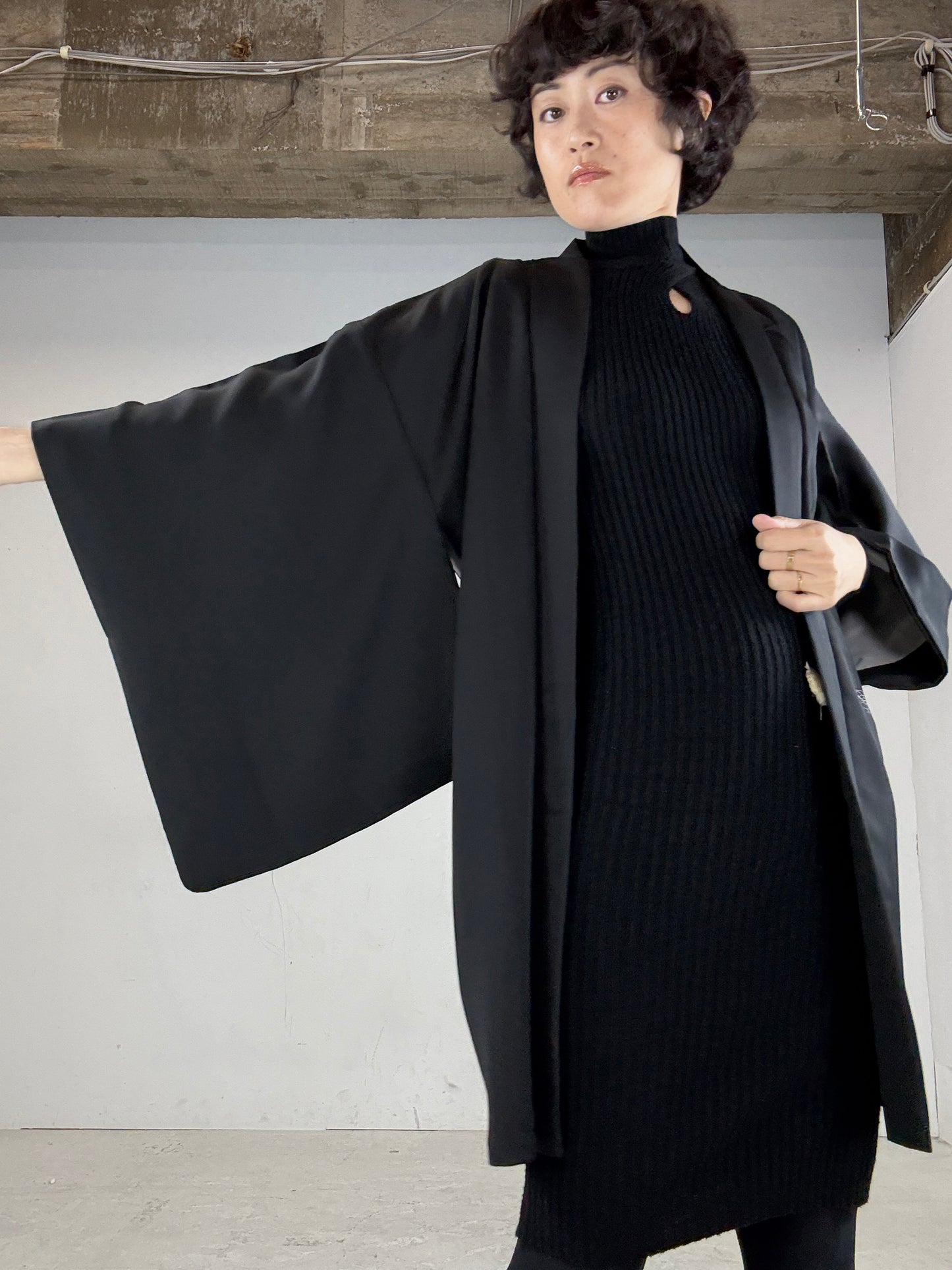 VINTAGE BLACK HAORI "beauty comes from within"