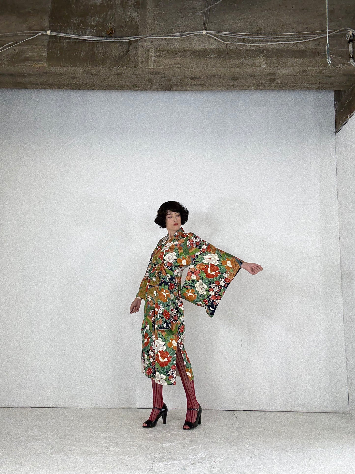 Kimono dress gown and string belt upcycled from Japanese kimono "hanadukushi" Big Ribbon