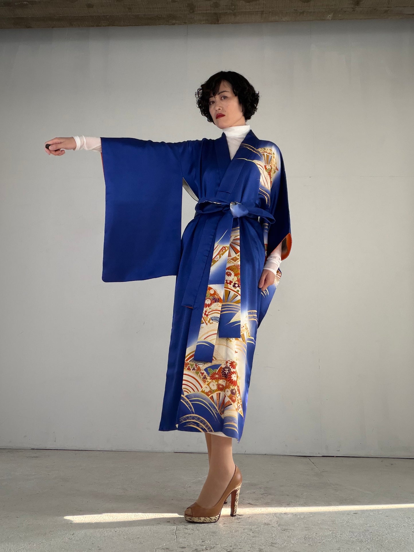 Houmongi Kimono Dress Gown with String Belt – Upcycled from Vintage Japanese Kimono "blue,genjiguruma, DRE033"