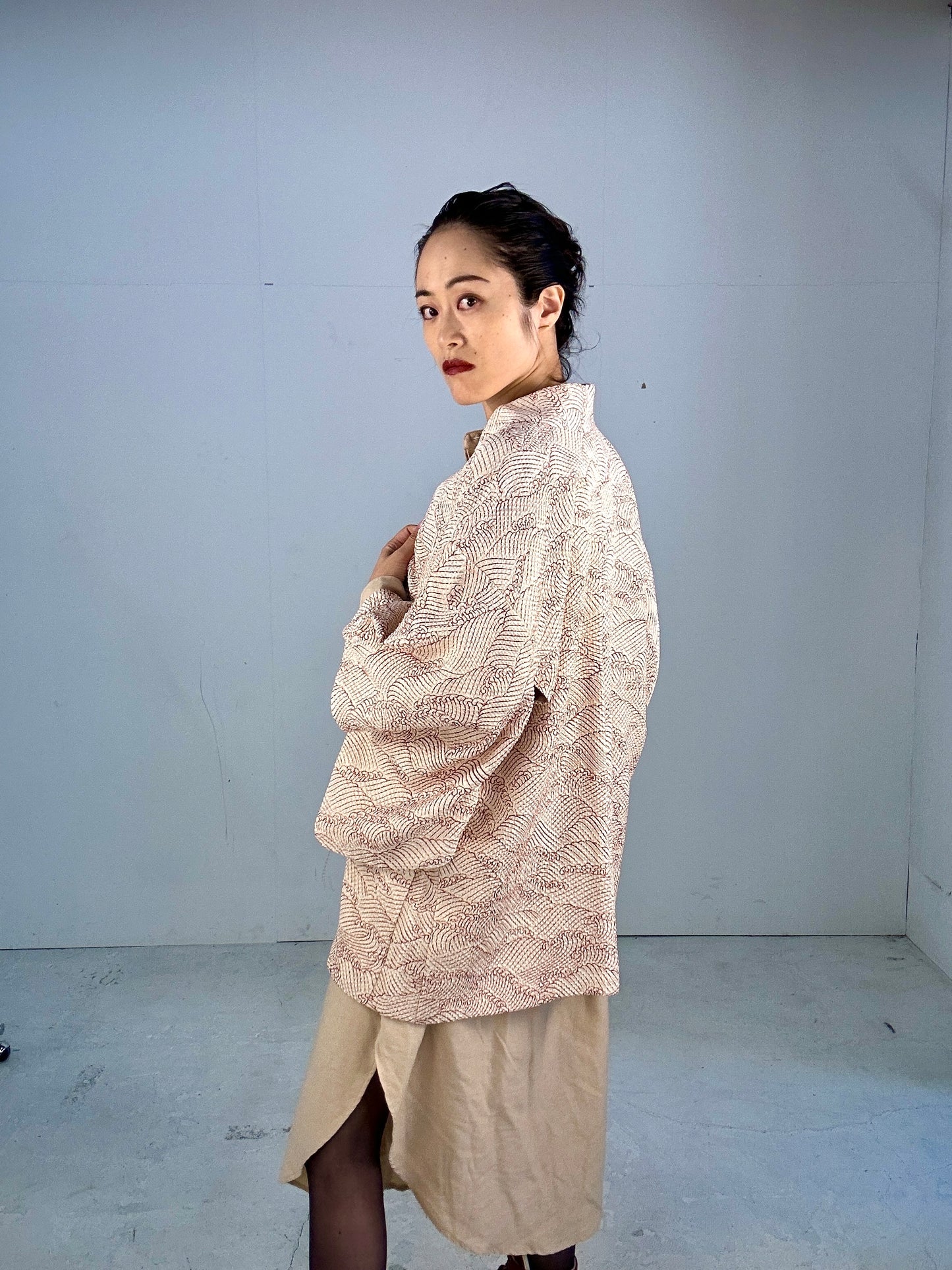 VINTAGE SHIBORI HAORI shiro ume